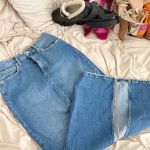 Stylish Blue Denim Skirt